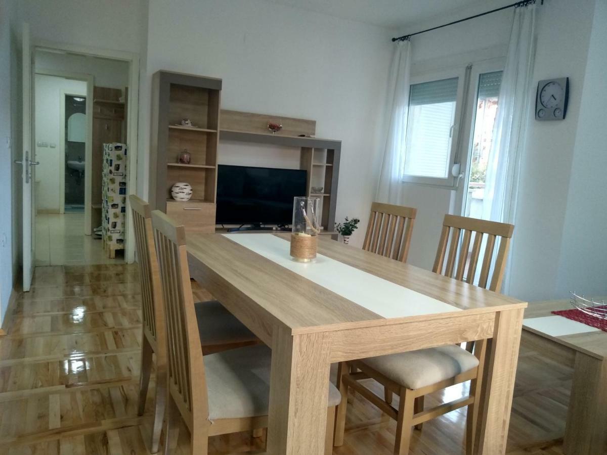 Tea Apartment Kumanovo Extérieur photo